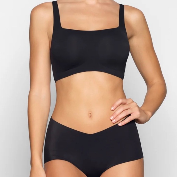 SKIMS Naked Scoop‎ Bralette in Onyx Black size XS - Picture 1 of 7